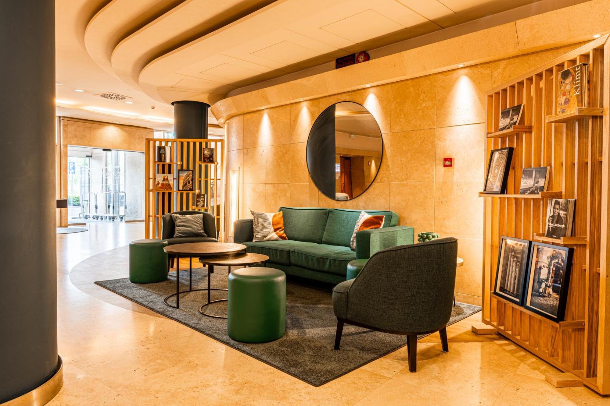 Novotel Est酒店