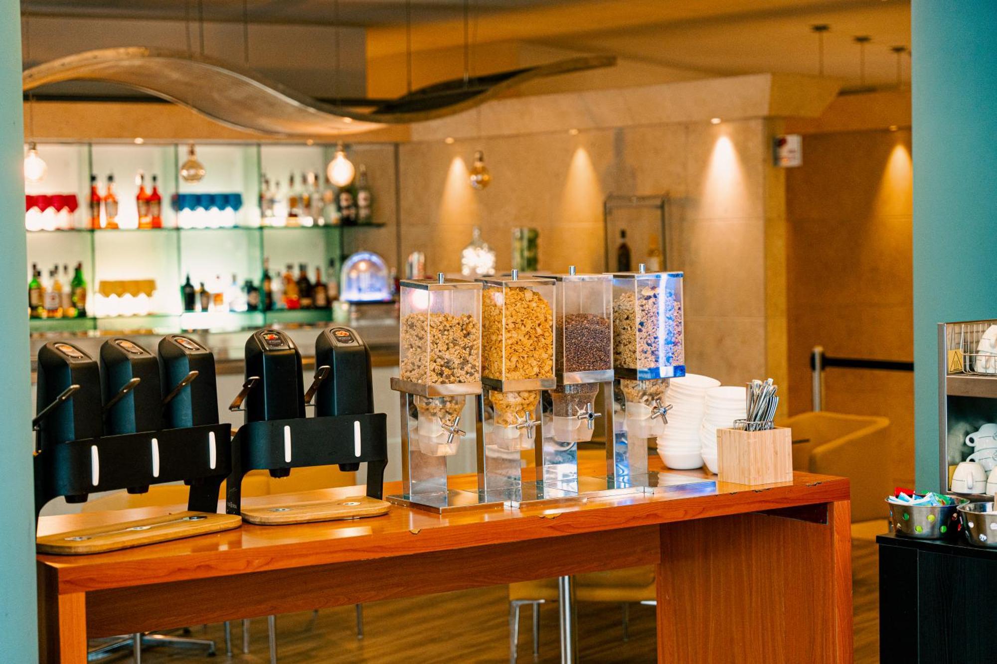 Novotel Est酒店