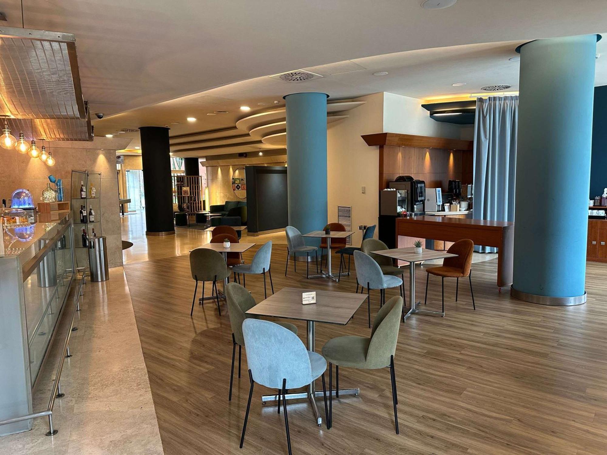 Novotel Est酒店