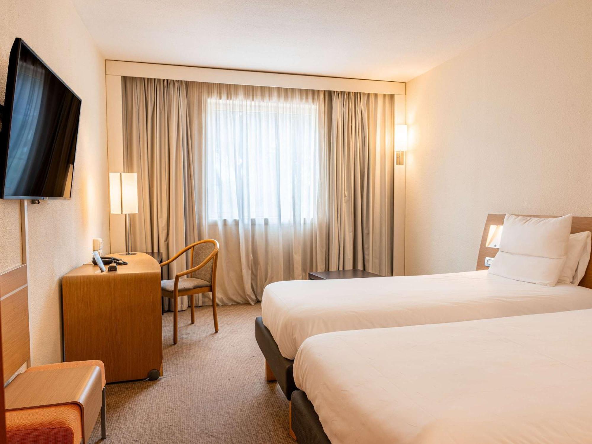 诺富特Est Hotel 4*